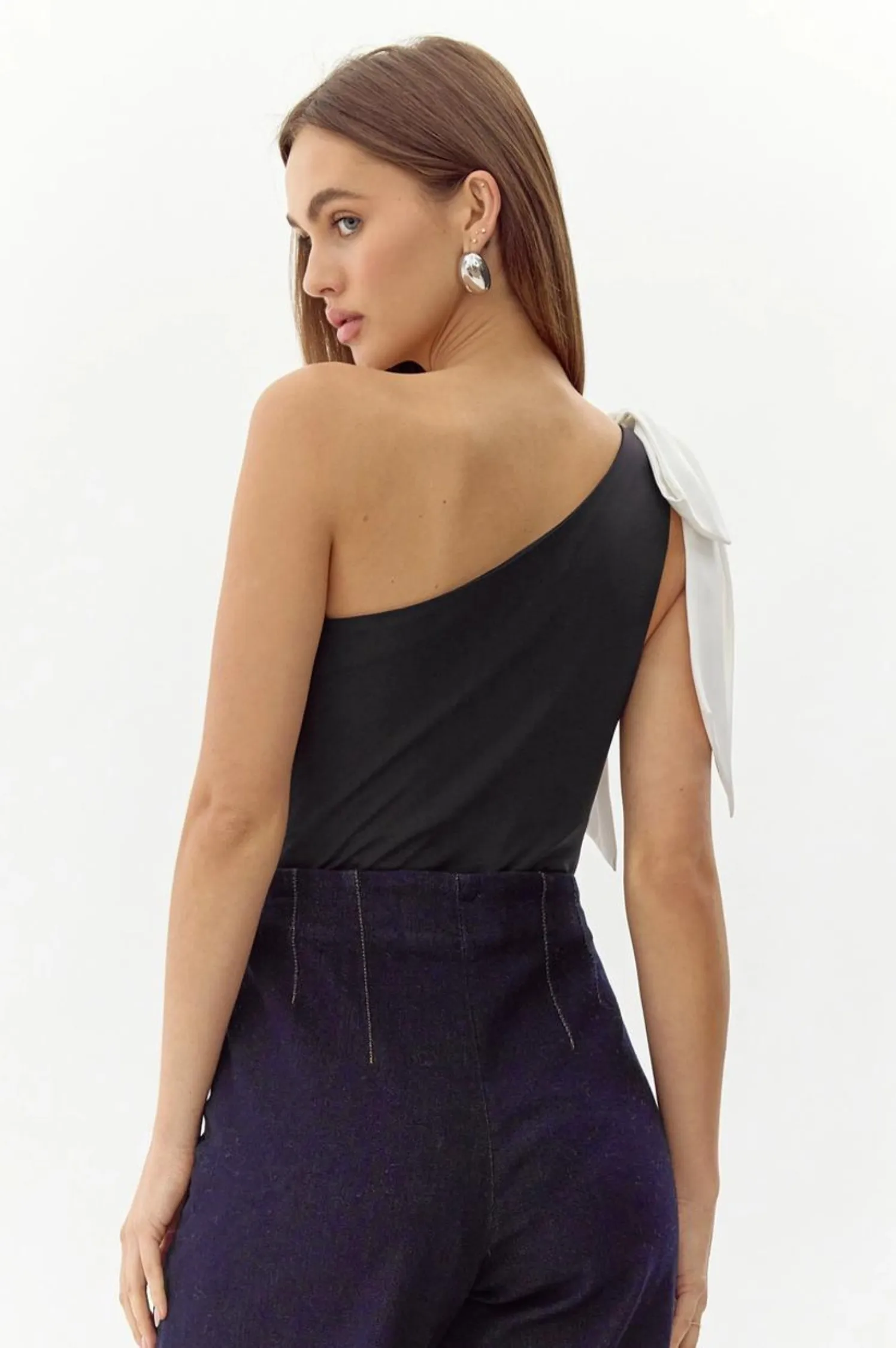 Amanda One Shoulder Bodysuit