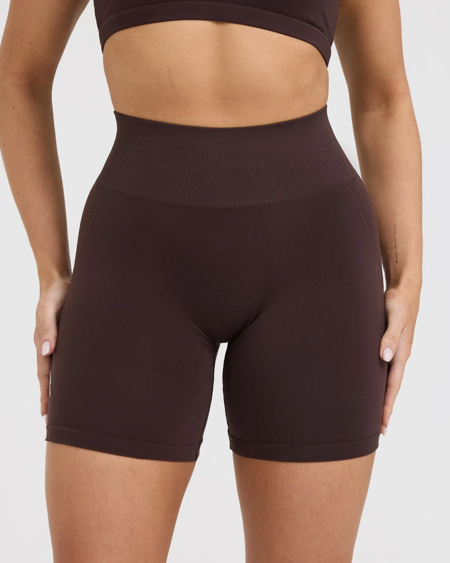 Effortless Seamless Shorts | Plum Brown