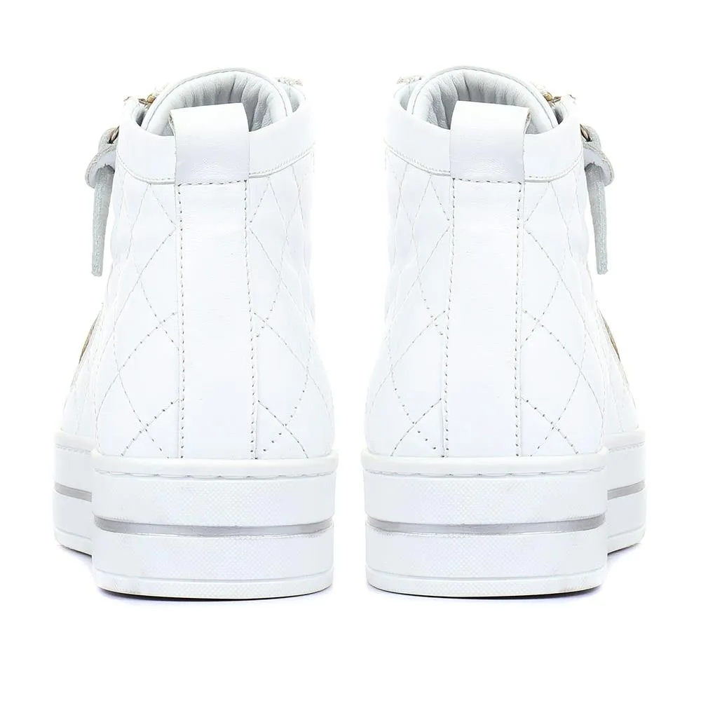 Elenore Leather Quilted Trainers - ELENORE / 321 307